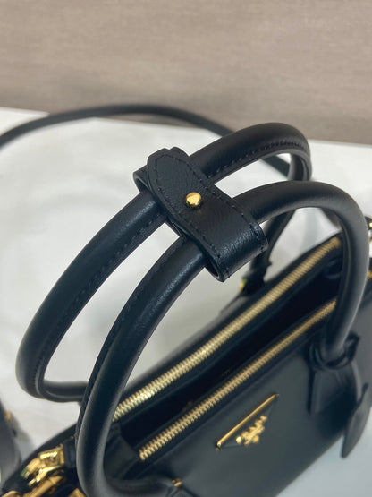 PRA New killer bag black calfskin 340495