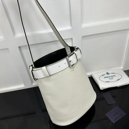 Prada 2026 Medium Bucket Bag 29cm Calfskin