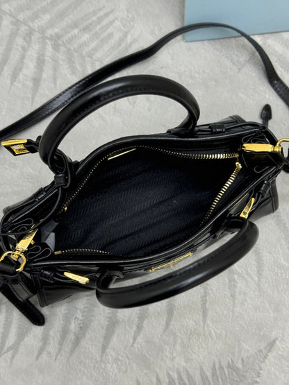 Pra Bonnie Bag 24cm Black Leather 293957