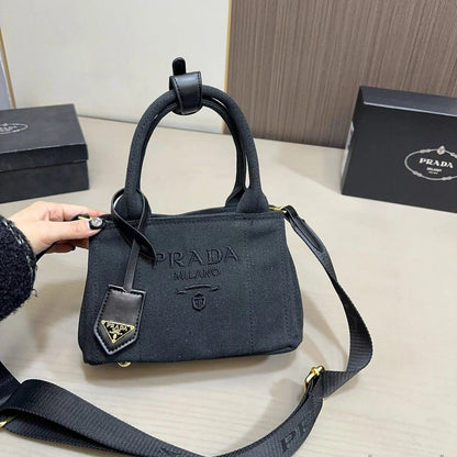 EMBOSSED LOGO TOTE BAG 30 IN BLACK FABIC
