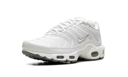 Air Max Plus "Triple White" 604133 139